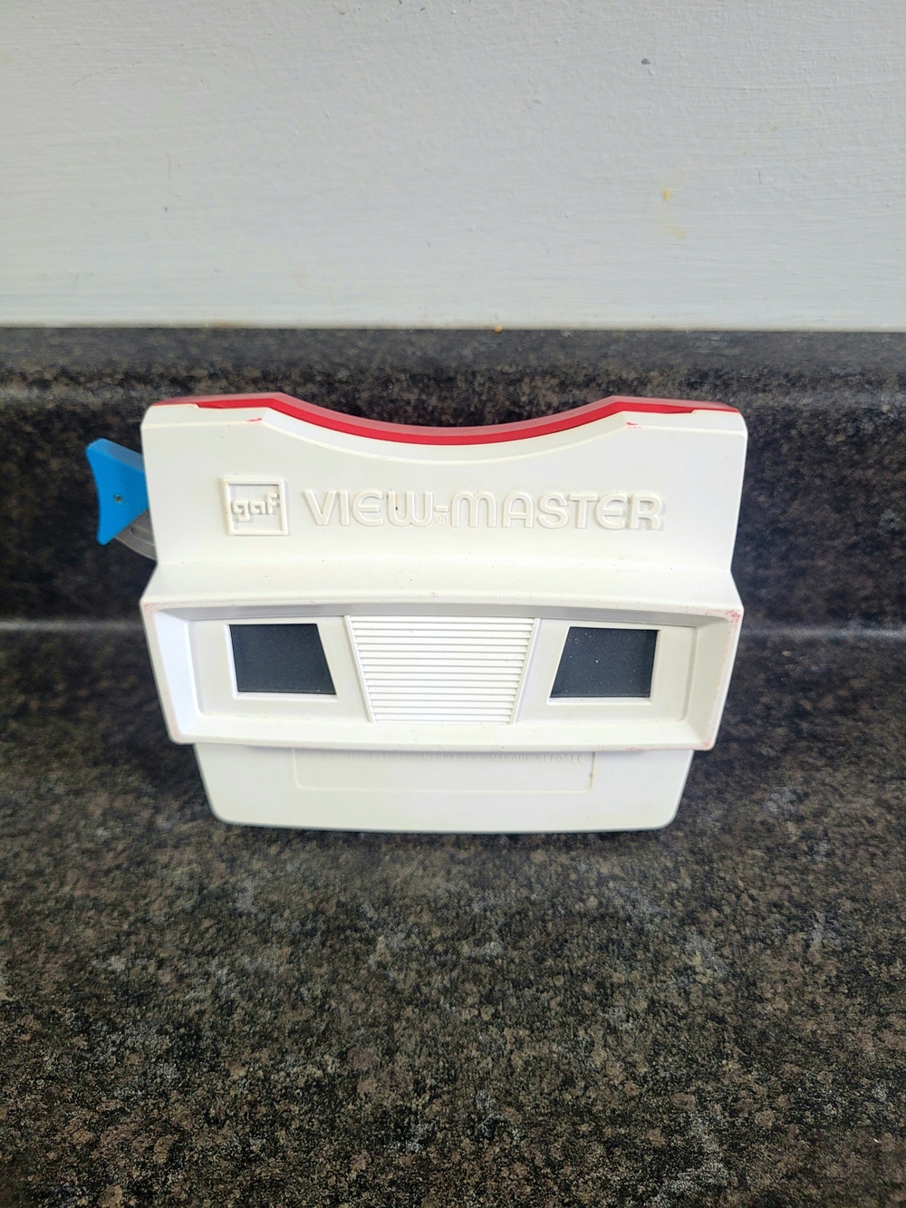 Vintage GAF View-Master Vintage White and Red Handheld Viewer